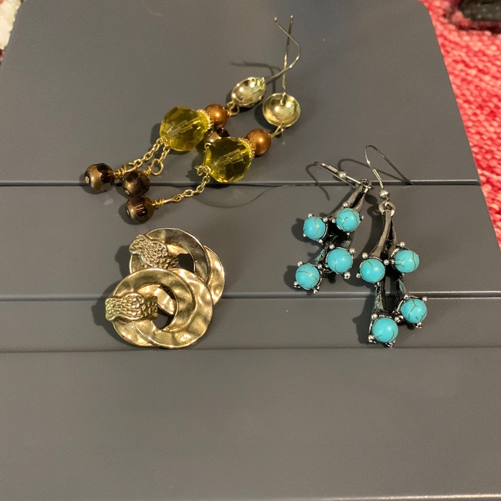 Vintage earring lot of 3